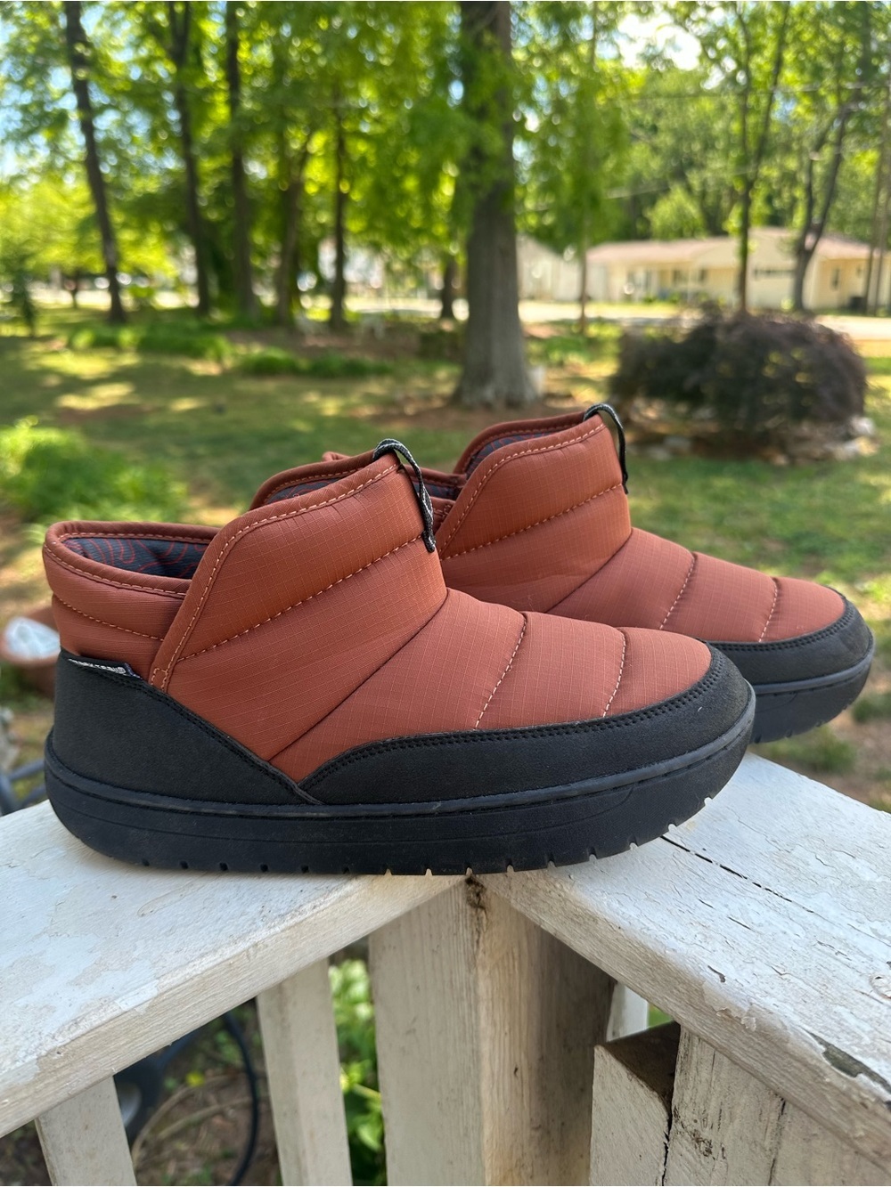Ozark Trail Quilted Puffer Slip On Ankle Boots- Women’s size 7